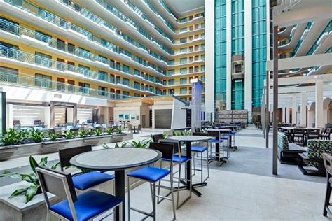 EMBASSY SUITES MIAMI INTERNATIONAL AIRPORT $123 ($̶1̶3̶9̶) - Updated 2018 Prices & Hotel Reviews ...