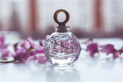 The meaning and symbol of Perfume fragrance in dream – Online Dream Dictionary