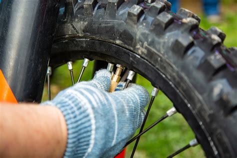 5 Maintenance Tips Recommended by Dirt Bike Dealers - Beechmont ...