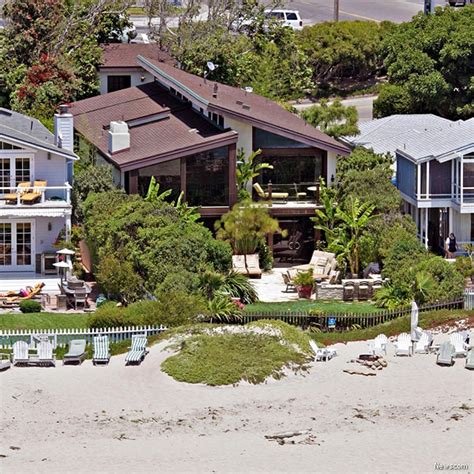 Goldie Hawn Sells Malibu Beach Home For $9.5M | Newsmax.com