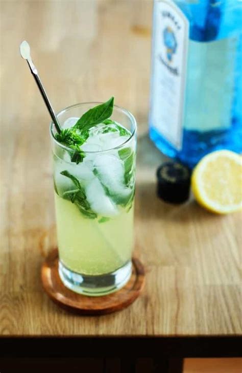 Best Gin Cocktails for Spring | List of Spring Gin Cocktails