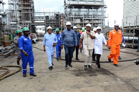 FG To End Fuel Importation As Port Harcourt Refinery Resumes Operation ...