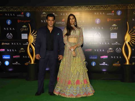 IIFA Awards 2019: Deepika Padukone, Alia Bhatt, Katrina Kaif, Sara Ali Khan Are Green Carpet ...