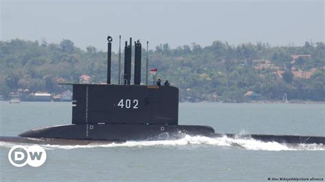 Indonesia: Missing submarine has oxygen for 72 hours — navy – DW – 04/22/2021