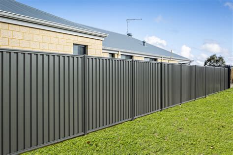 Colorbond Fencing Perth - R&R Fencing