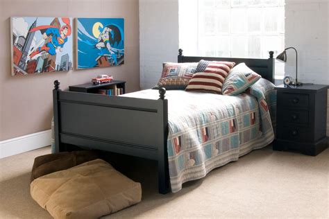 Some Of The Luxurious Double Beds For Small Room