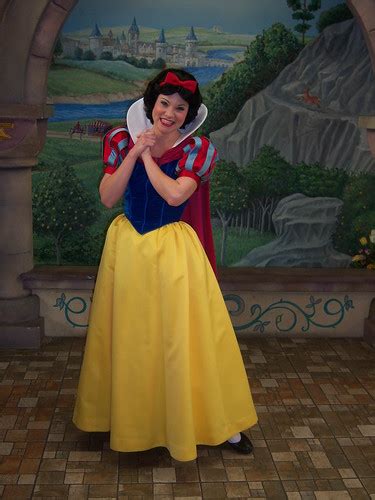 Snow White at Disney Princess Fantasy Faire | Loren Javier | Flickr