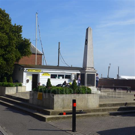 Burnham-on-Crouch, Essex CM0 8AA - See Around Britain