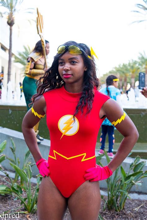 Comic book convention, Cosplay Flash on Stylevore