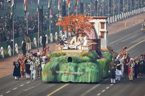 Republic Day 2019: Gandhi-themed tableaux dominate the parade | News ...