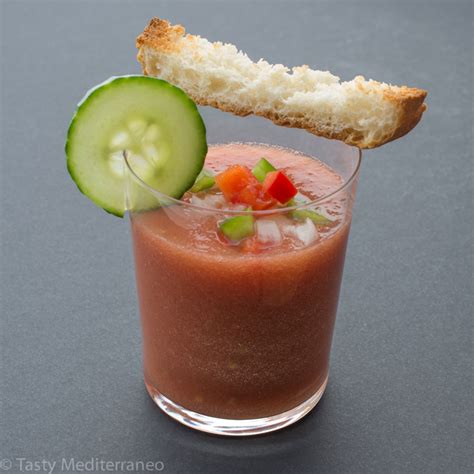 Andalusian Gazpacho (Gazpacho Andaluz) – Tasty Mediterraneo