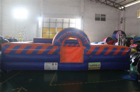 Inflatable Foam Pit Rental - Fun Party - Location de Mascotte et Jeux ...