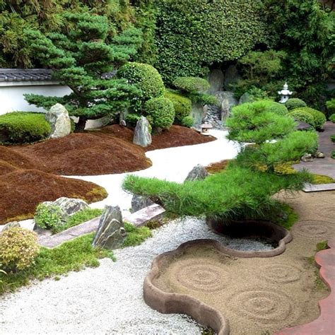 Simple rock garden decor ideas for your front or back yard (1) | Japanese rock garden, Japanese ...