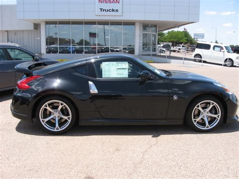 Car Amey Lheyah: 370z nismo black