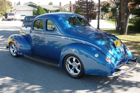 Skip's So Cal Style 1940 Ford Delux Coupe | Hotrod Hotline