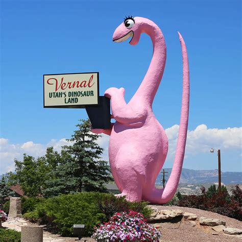 Vernal City Welcome Dinosaur in Vernal, UT (3 Photos)