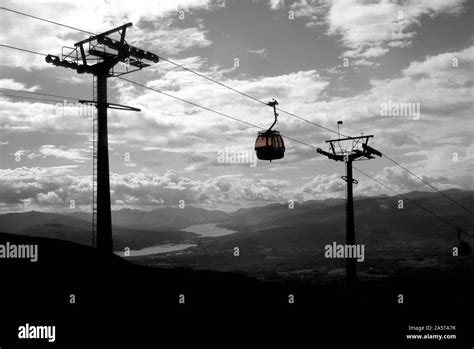 Aonach mor gondola hi-res stock photography and images - Alamy