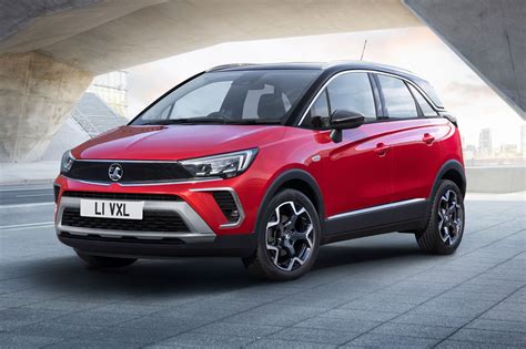 New Vauxhall Crossland gets fresh family face | CAR Magazine