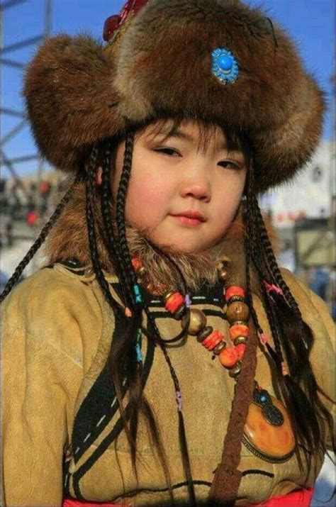 Mongolian little princess | Beautiful children, World cultures, Culture