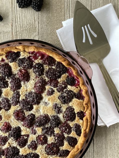 Blackberry Cream Pie - Just 5 Ingredients and Perfect for Summer