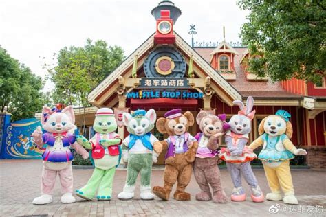 China’s Obsessive ‘Duffy the Disney Bear’ Fandom Explained - RADII