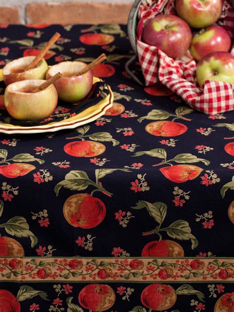 Apples | Table cloth