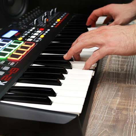 6 Best MIDI Keyboards for GarageBand Selection (Jul. 2021)