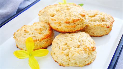 The Best Homemade Lemon Biscuits Recipe to Enjoy Year-round