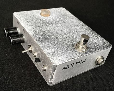 White Noise box generator | noise music sound design ambient pedal fx ...