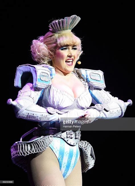 Torum Heng who plays the character 'Dinah' in 'Starlight Express'... | Starlight express musical ...