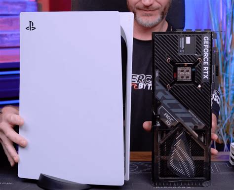 RTX 4090 vs PS5 Size Comparison. : r/pcmasterrace