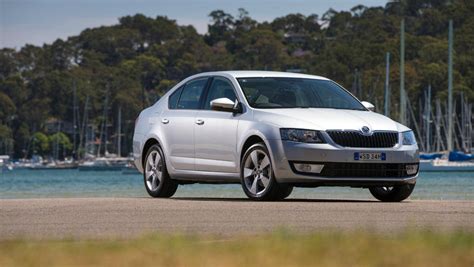 Skoda Octavia 2015 review | CarsGuide