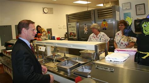 School Lunch 9 | Lieutenant Governor Matt Denn speaks with n… | Flickr