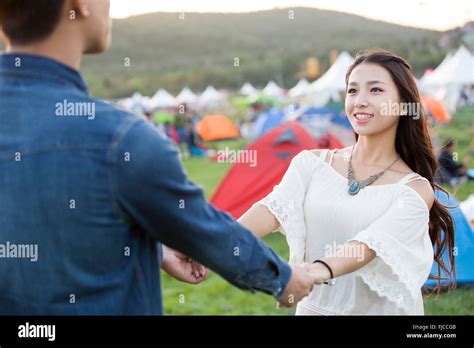 Happy young Chinese couple Stock Photo - Alamy