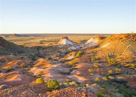 Coober Pedy - Underground living - Outdoor Revival