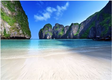 Visit These Beautiful Places In Phuket, Thailand For A Fun Filled Vacation