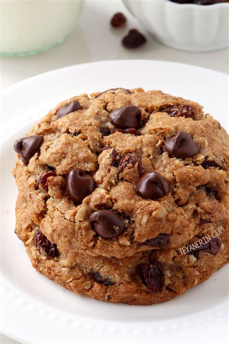 Whole Grain Chewy Oatmeal Raisin Cookies - Texanerin Baking