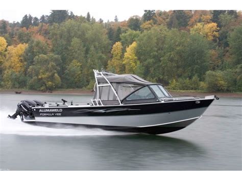 Research 2012 - Alumaweld Boats - Formula Vee Outboard 22- on iboats.com