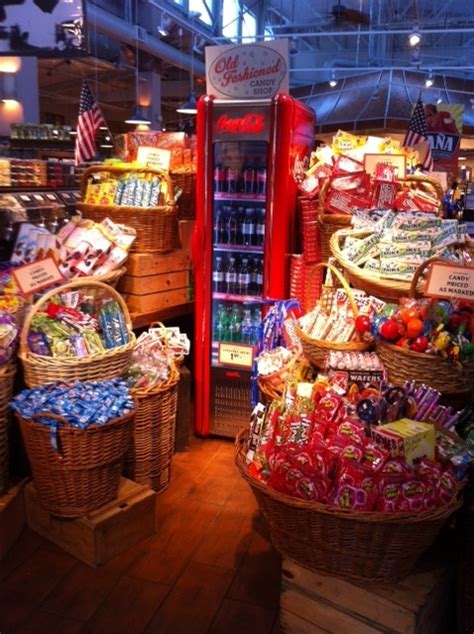 185 best images about Vintage Candy Stores on Pinterest | Old country stores, Candy display and ...