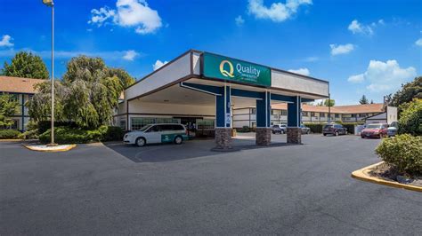 Quality Inn and Suites Medford Airport, Medford | HotelsCombined