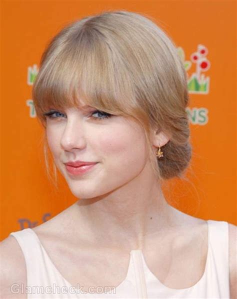 Taylor Swift Bangs--like the length and tapering on sides Short Bobs With Bangs, Pixie Cut With ...