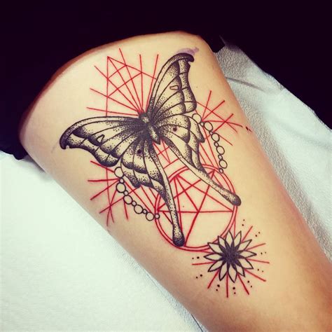 70 Incredible Geometric Tattoos to Get an Amazing New Look