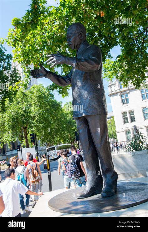 Nelson Mandela statue in London England UK Stock Photo - Alamy