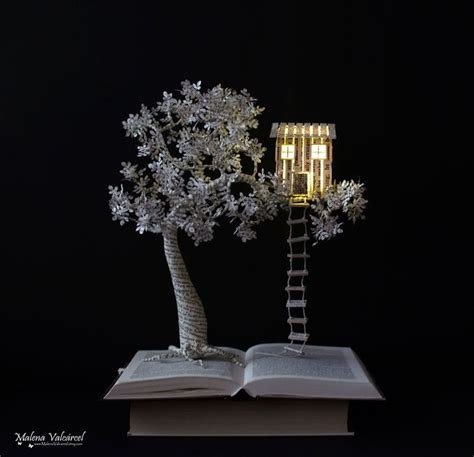 Charming Paper Sculptures from Upcycled Books | Paper sculpture, Book sculpture, Paper art sculpture