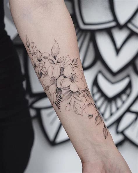 220+ Flower Tattoos Meanings and Symbolism (2024) Different Type of Designs & Ideas | Forearm ...