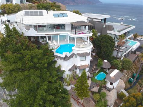 House For Sale In Bantry Bay, Cape Town, Western Cape for R 86,250,000