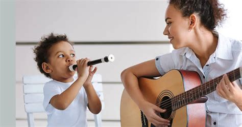 7 Benefits of Music in Early Child Development - Pianowella