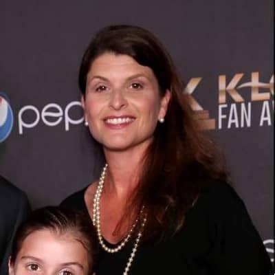 Joani Harbaugh - Bio, Age, Married, Nationality, Body Measurement, Career in 2022 | Celebrity ...