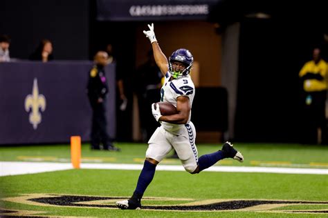 How Seahawks rookie RB Kenneth Walker III had a breakout game vs Saints - Field Gulls