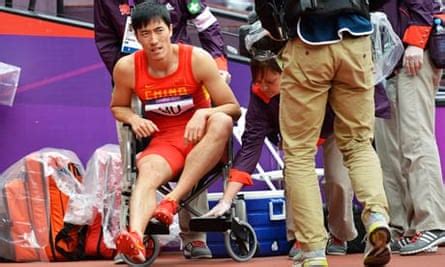 Chinese hurdler Liu Xiang finishes race despite injury | China Olympic ...